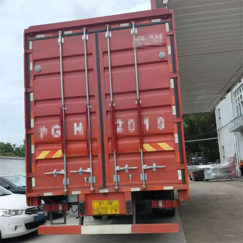 江夏区洛浦县进仓物流：专线直达的多元货运探索